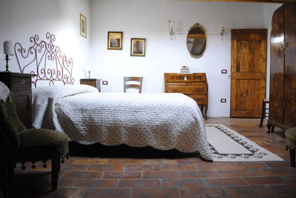 Palazzo San Florido Bed & Breakfast Città di Castello Стая снимка