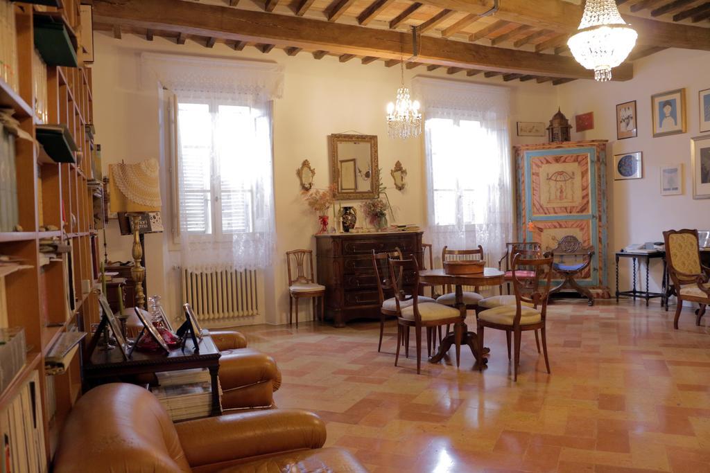 Palazzo San Florido Bed & Breakfast Città di Castello Екстериор снимка